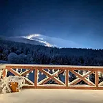 Wichrowe Wzgorze Janowa Gora, Czarna Gora, Sienna Farm stay *