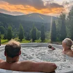 Wichrowe Wzgorze Janowa Gora, Czarna Gora, Sienna *
