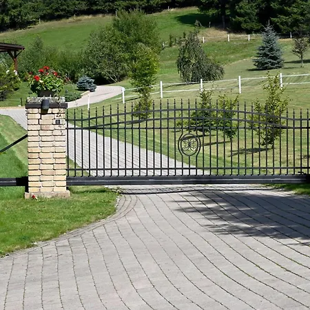 Wichrowe Wzgorze Farma