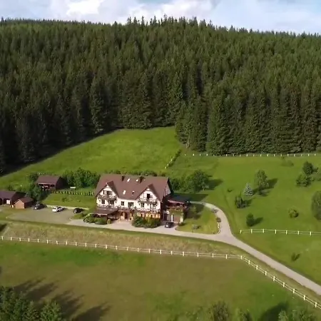 Feriegård Wichrowe Wzgorze Janowa Gora, Czarna Gora, Sienna