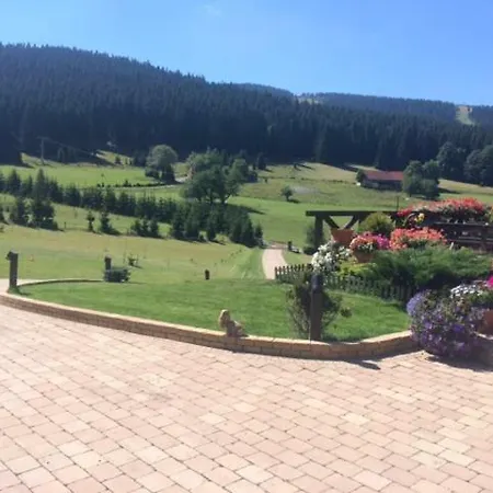 Feriegård Wichrowe Wzgorze Janowa Gora, Czarna Gora, Sienna