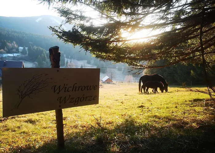 Wichrowe Wzgorze Janowa Gora, Czarna Gora, Sienna *