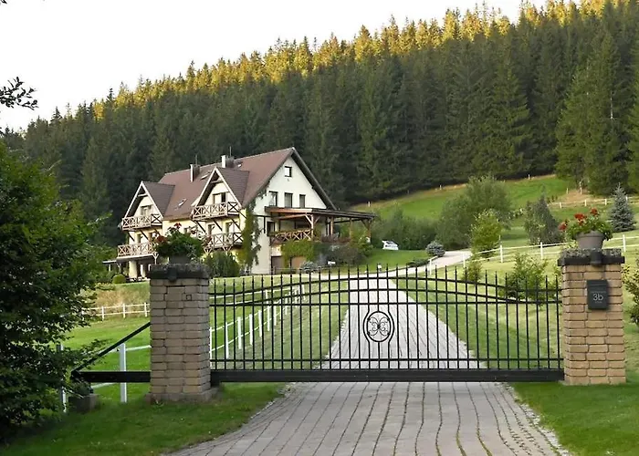 Wichrowe Wzgorze Janowa Gora, Czarna Gora, Sienna Alloggio per agriturismo