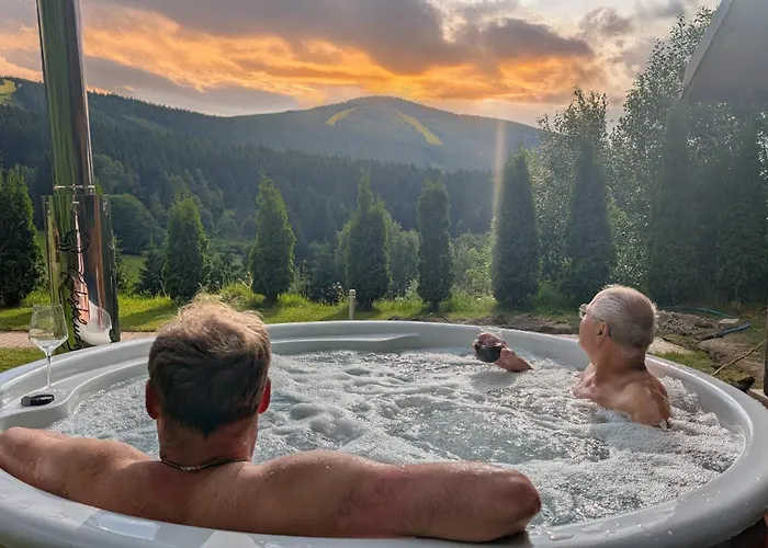 Wichrowe Wzgorze Janowa Gora, Czarna Gora, Sienna *