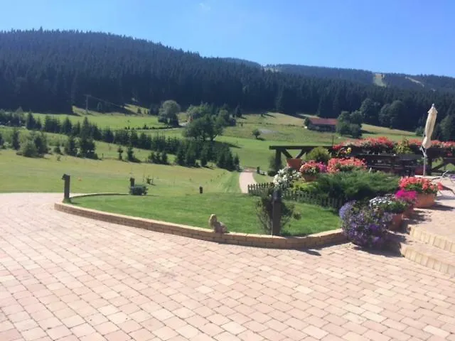 Alloggio per agriturismo Wichrowe Wzgorze Janowa Gora, Czarna Gora, Sienna